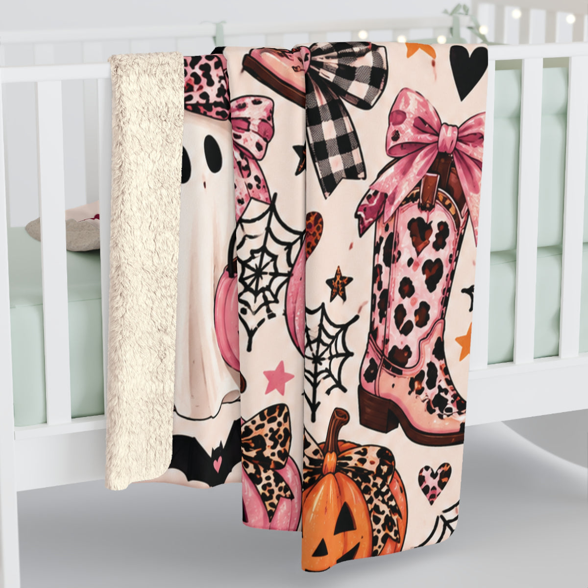 🎃 Spooky Sweet Halloween Sherpa Blanket