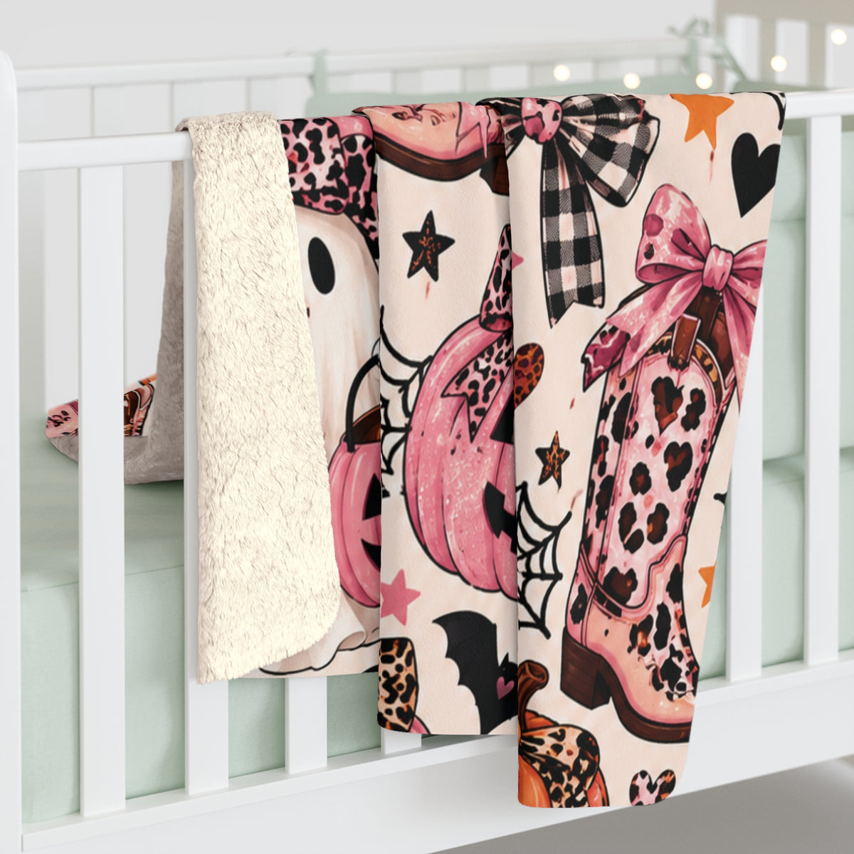 🎃 Spooky Sweet Halloween Sherpa Blanket